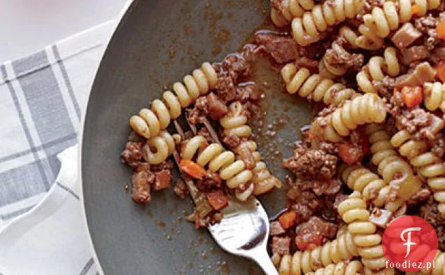 Fettuccine z pomidorkami koktajlowymi i rukolą