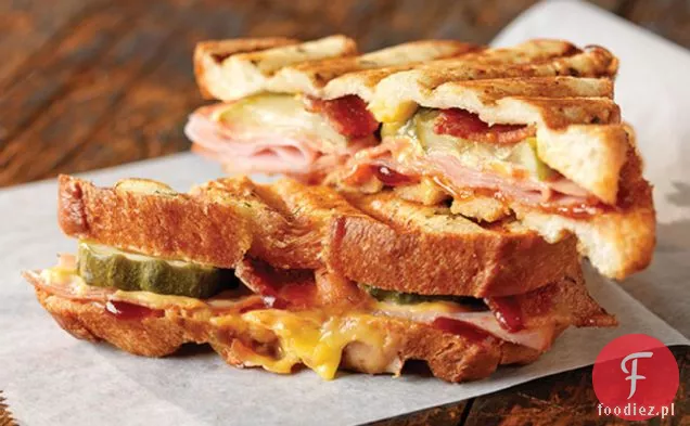 Kanapka Z Szynką Prasowana 