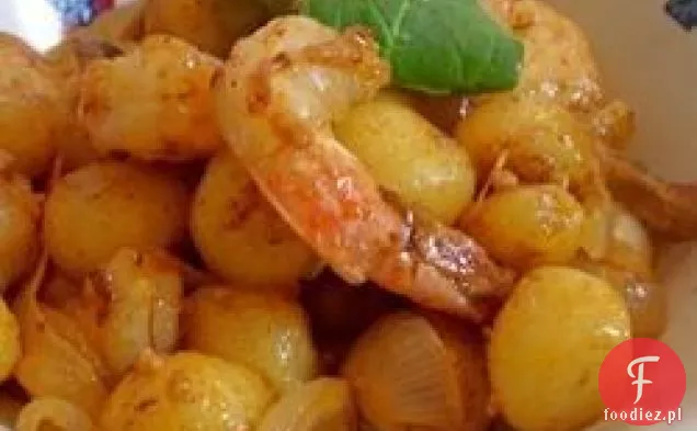 Kremowe krewetki szafranowe z Gnocchi i karmelizowaną cebulą