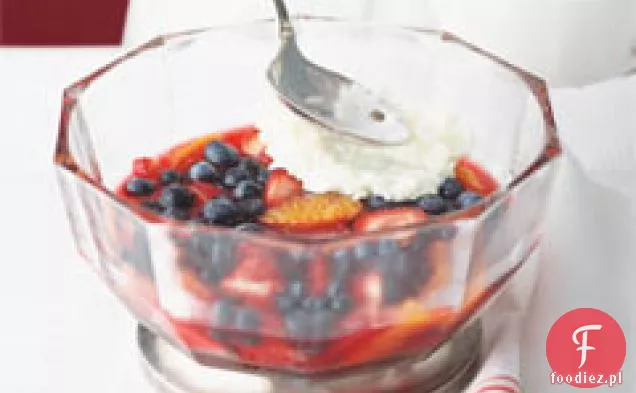 Kremowy Pudding ryżowy i deser warstwowy z owocami
