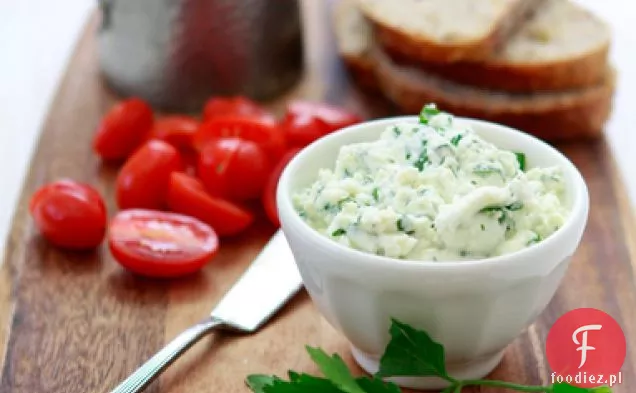 Herbed Ricotta I Pomidor Crostini