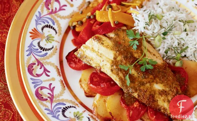 Pieczona ryba z Charmoulą, pomidorami i ziemniakami