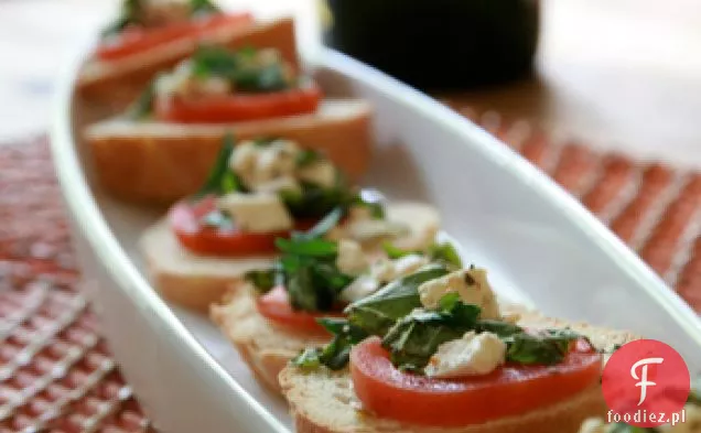Pomidor, Świeże Zioła I Feta Crostini