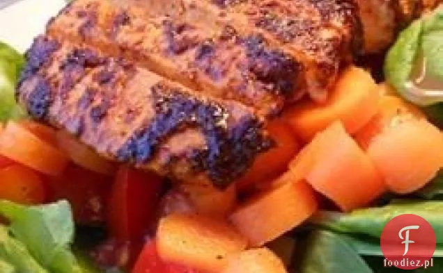 Sałatka Z Grillowanym Kurczakiem W Stylu Indyjskim