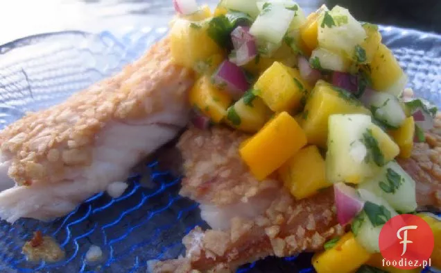 Tortilla-Crusted Tilapia z salsą Mango