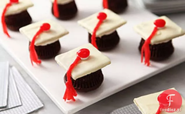 Graduation Cap Cupcakes