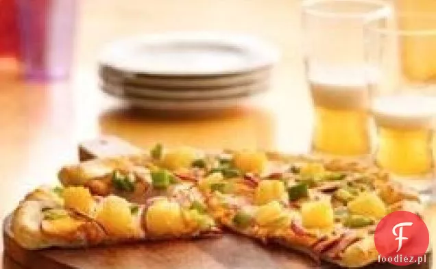 Kanadyjska Pizza z boczkiem i ananasem