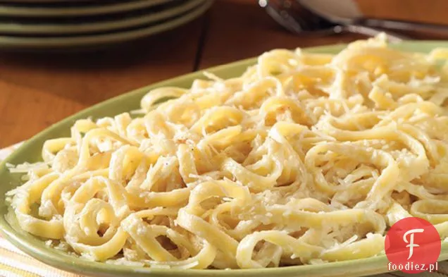 Parmezan Fettuccine Alfredo