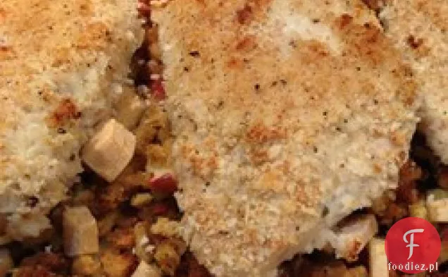 Pieczony kurczak z farszem jabłkowym