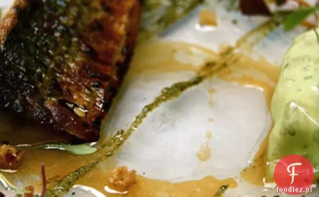 Grillowana makrela z wędzonym węgorzem i Shiso