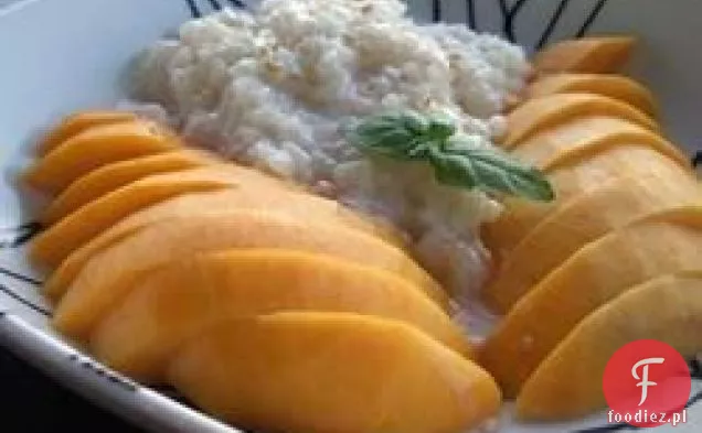 Tajski Słodki Lepki Ryż Z Mango (Khao Neeo Mamuang)