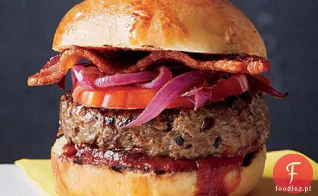 Tennessee Burger z bourbonem i sosem BBQ