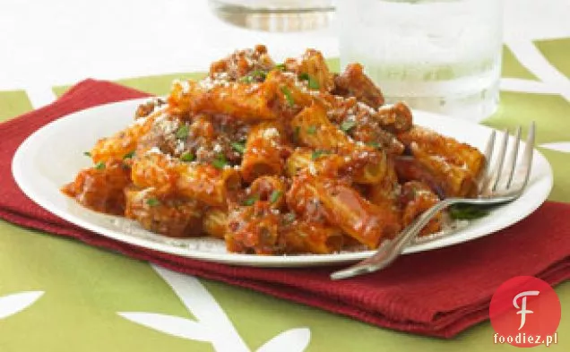 Kiełbasa i pomidor Rigatoni