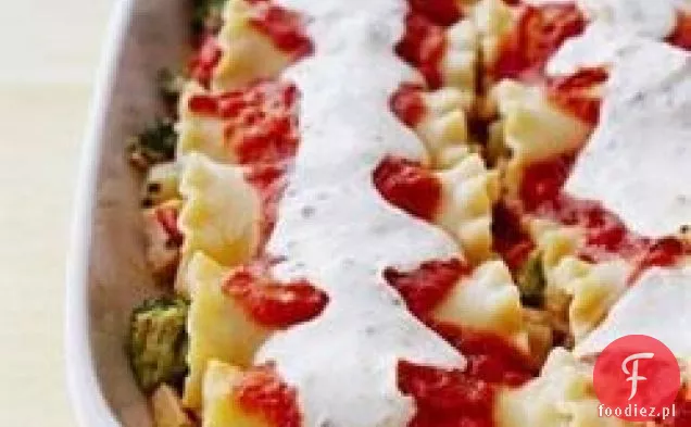 Roladki lasagne z kurczaka w sosie śmietanowym ze szczypiorkiem