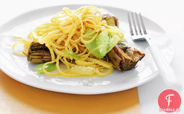 Linguine z karczochami i porami