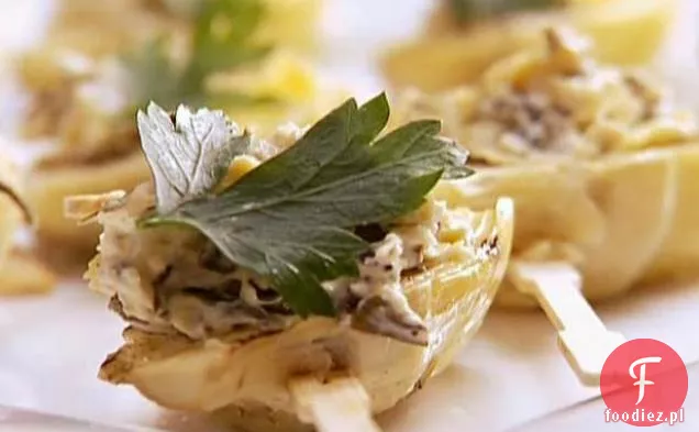 Mini grillowane karczochy serca z niskotłuszczowym szpinakiem i dipem z karczocha