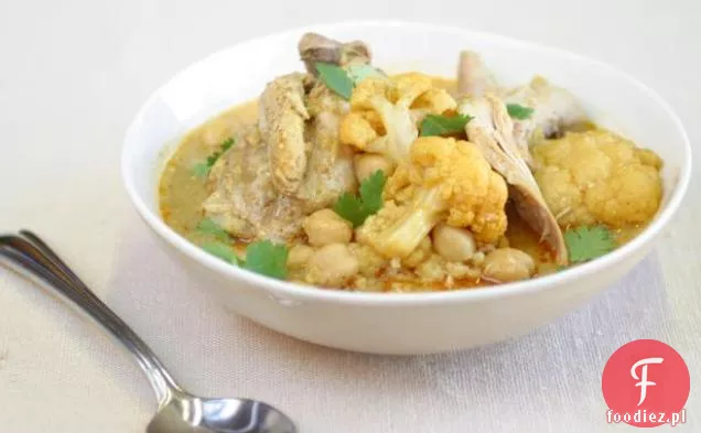 Wolno gotowany kurczak curry z kalafiorem