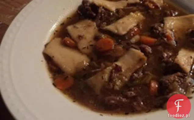 Simple Slow Cooker domowa zupa z makaronem wołowym