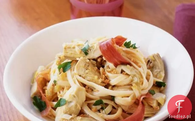 Linguine z karmelizowanymi karczochami i Prosciutto