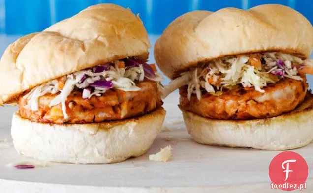 Hamburgery z kurczaka z grilla ze Slaw