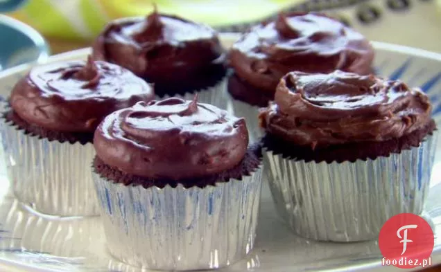 Czekoladowy Pudding Frosted Cupcakes