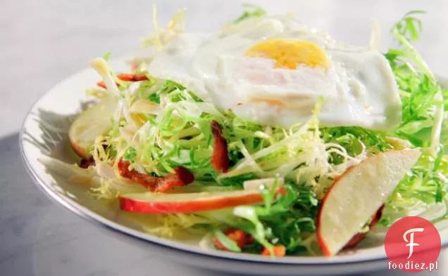 Sałatka Frisee z Dijon Vinaigrette