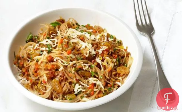 Angel Hair Makaron Z Sosem Orzechowo-Marchewkowym