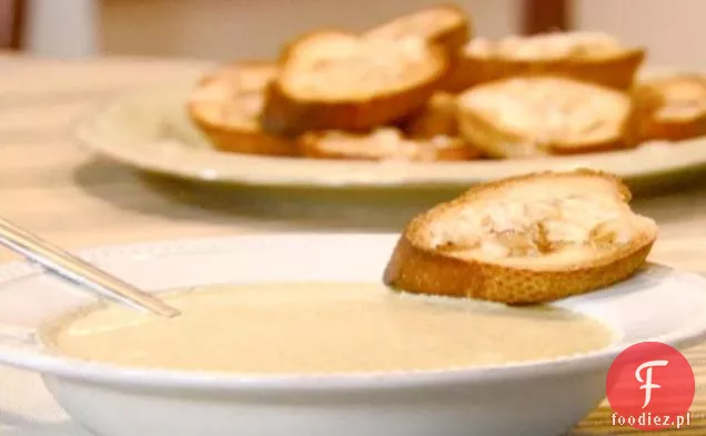 Zupa krem z brokułów z pieczonym czosnkiem Crostini