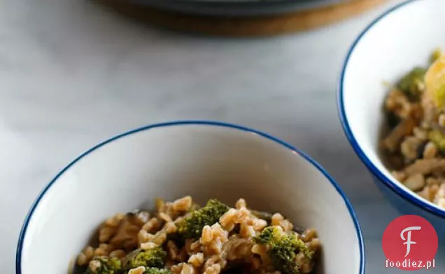 Farro Z Brokułami I Shiitakes