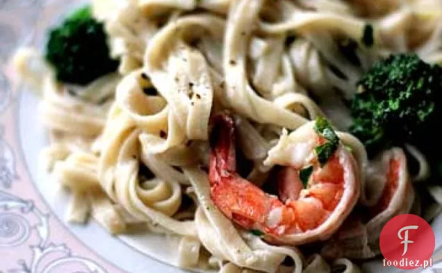 Kremowe krewetki i brokuły Fettuccine