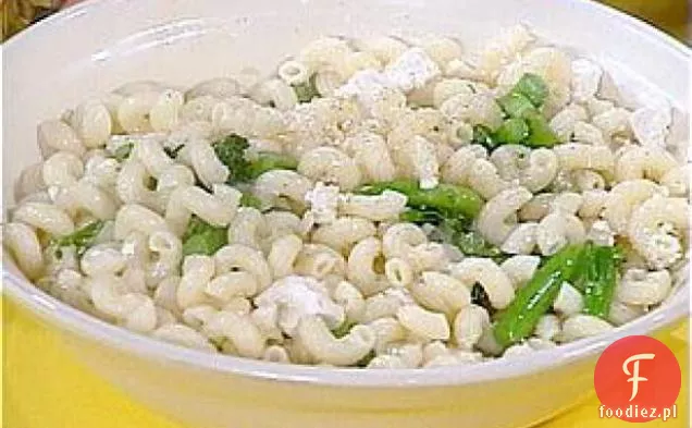 Sałatka makaronowa z ricottą Salata i Broccolini