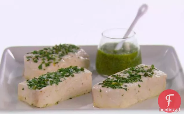 Pieczony Halibut z rukolą Salsa Verde