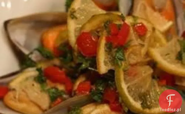 Grillowane małże z masłem Curry