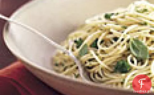 Angel Hair Makaron Z Brokułami I Masłem Ziołowym
