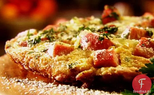 Szynka wędzona, Gruyere i karmelizowana cebula Frittata