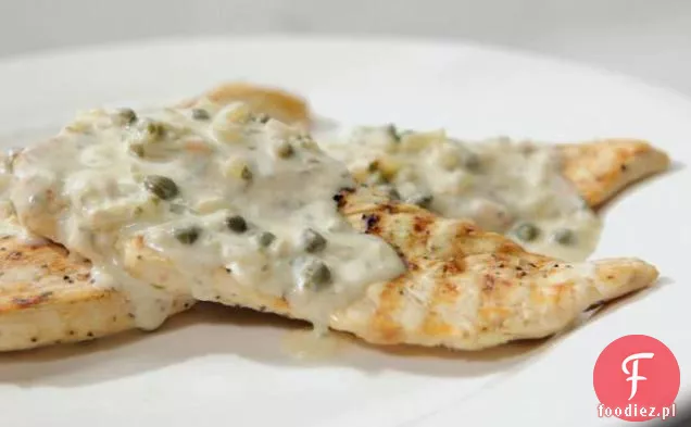 Grillowany kurczak z kremowym sosem kaparowym