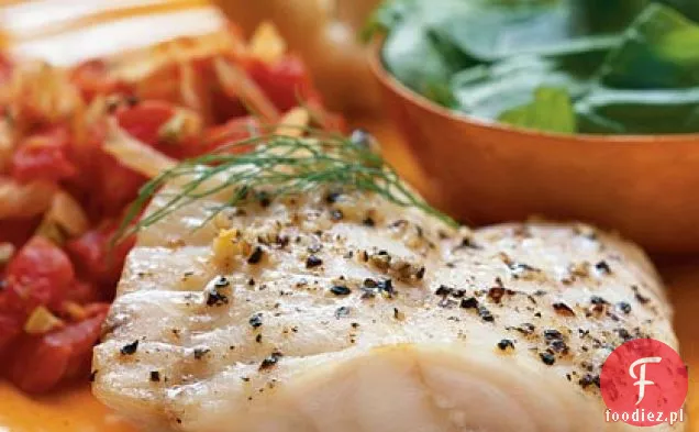 Pan-pieczony Grouper z warzywami prowansalskimi