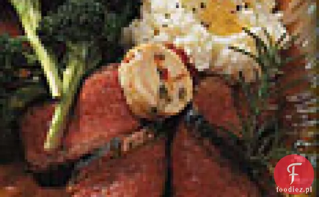 Zapiekane steki z kozim serem, Kaparem i suszonym masłem pomidorowym