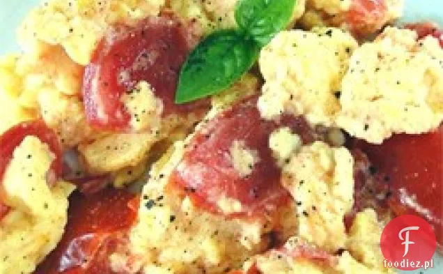 Fresh Tomato Parmesan Scramble