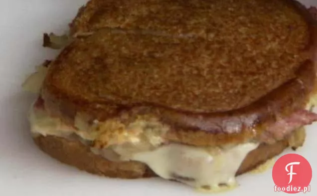 Peklowana wołowina z kapustą Reuben