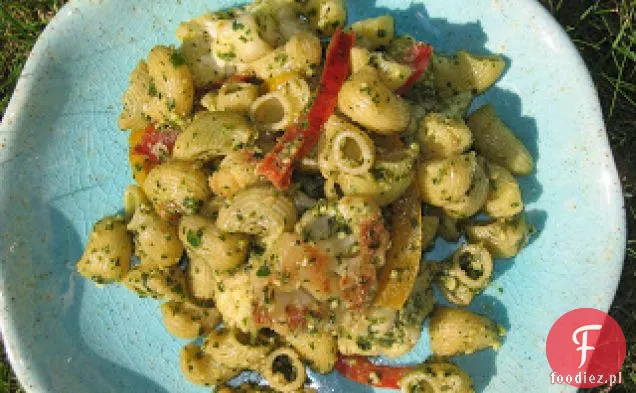 Makaron Z Kalafiorem, Papryką I Pesto Z Orzechów Włoskich