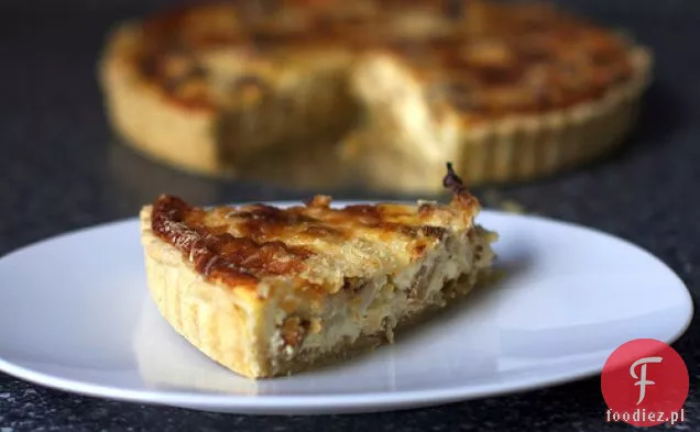 Tarta Z Kalafiorem I Karmelizowaną Cebulą