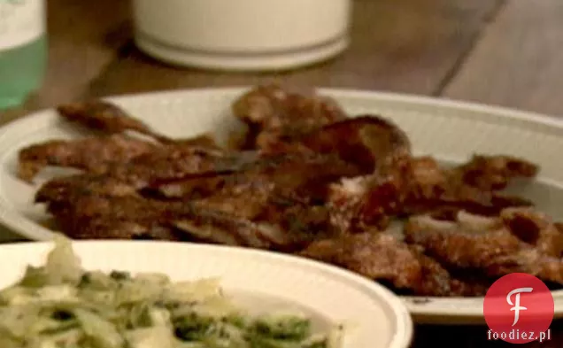 Powoli pieczone aromatyczne łopatka wieprzowa