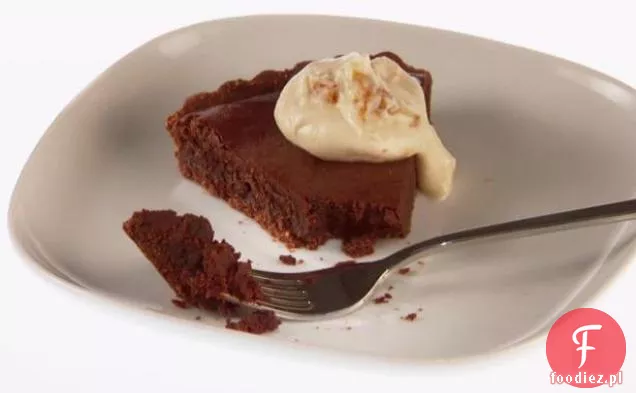 Amaretto tarta czekoladowa z kremem morelowym