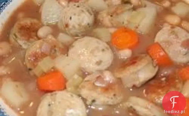 Zupa Z Kiełbasą I Białą Fasolą