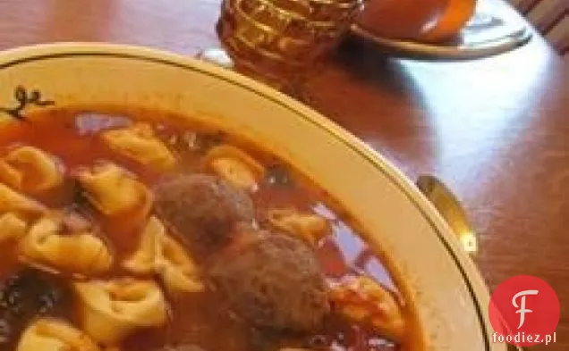 Włoska zupa Klopsikowo-serowa Tortellini