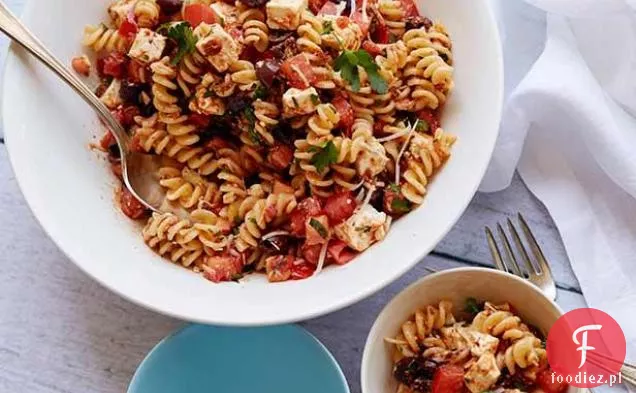 Pomidorowa Sałatka Z Makaronem Feta