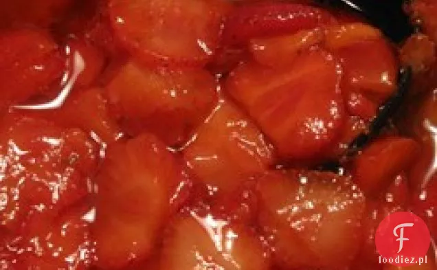 Prosty Sos Truskawkowy