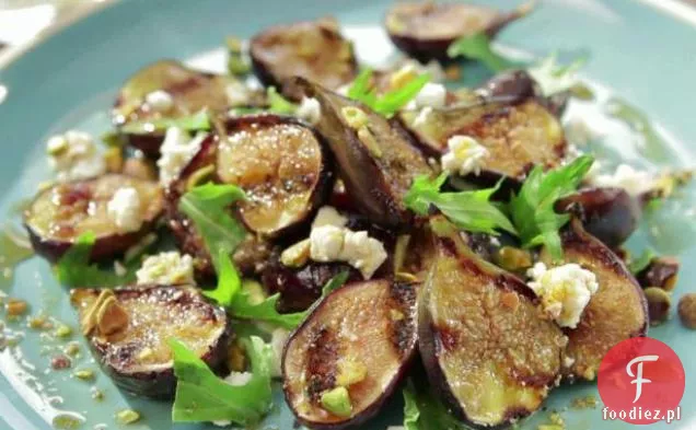 Sałatka z grillowanych Fig z fetą, pistacjami i Mizuną