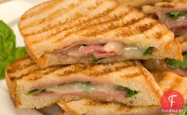 Salami i Provolone Panini